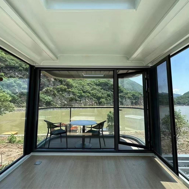 Casa m&oacute;vil c&aacute;psula espacial